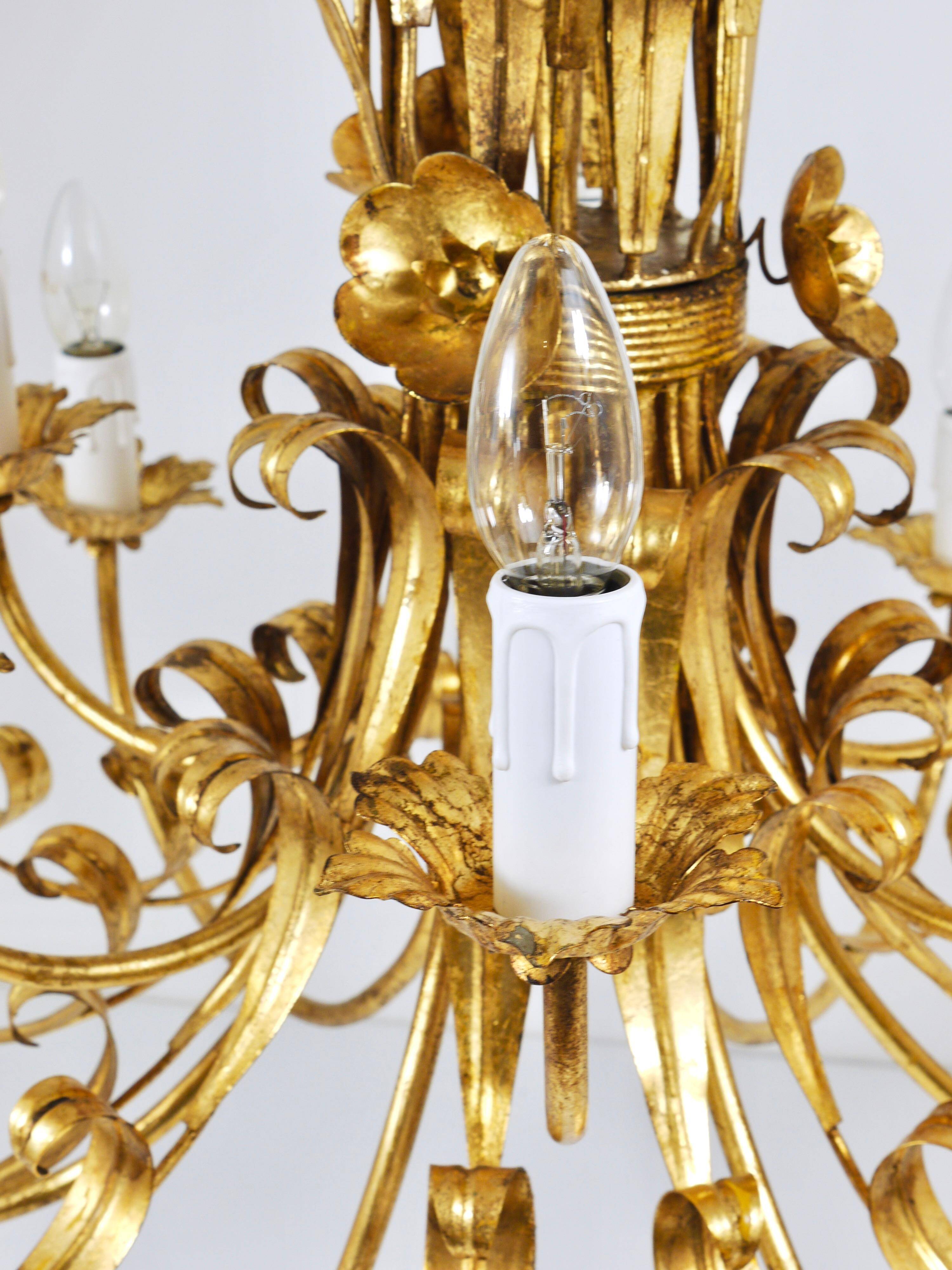 Hans Kögl XL Hollywood Regency golden wheat floral bouquet in iron, 1970s