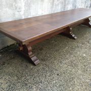 Table de conférence monastère chêne