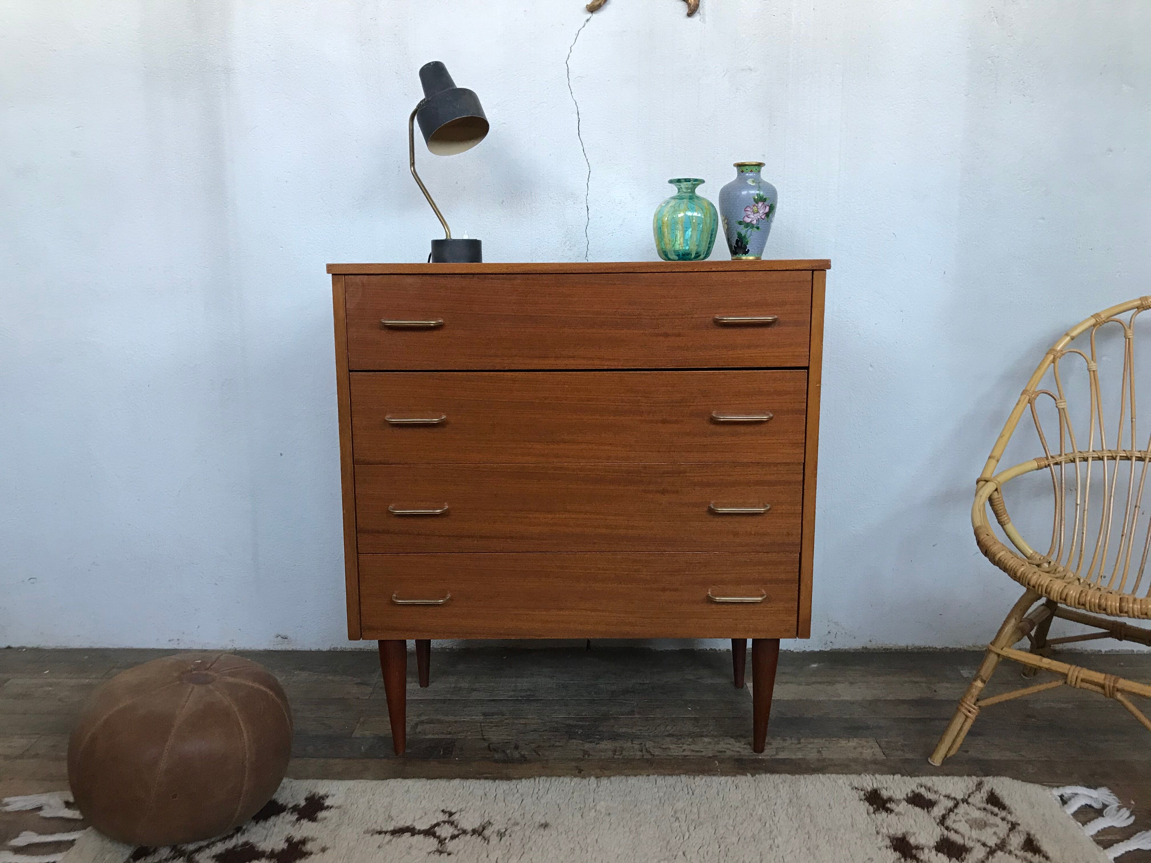 Vintage chest of drawers 1950 feet spindles Scandinavian look