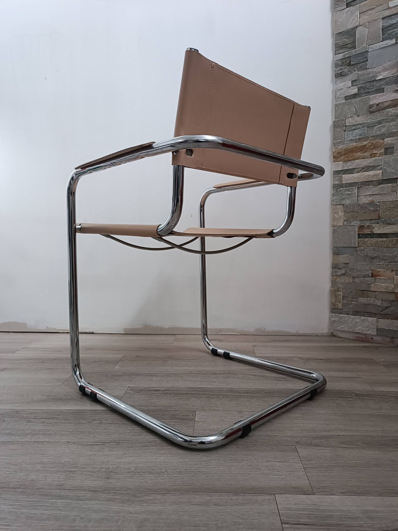 Cantilever Chair Bauhaus Italy 1980s