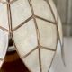 Lampe en nacre et bois d’olivier