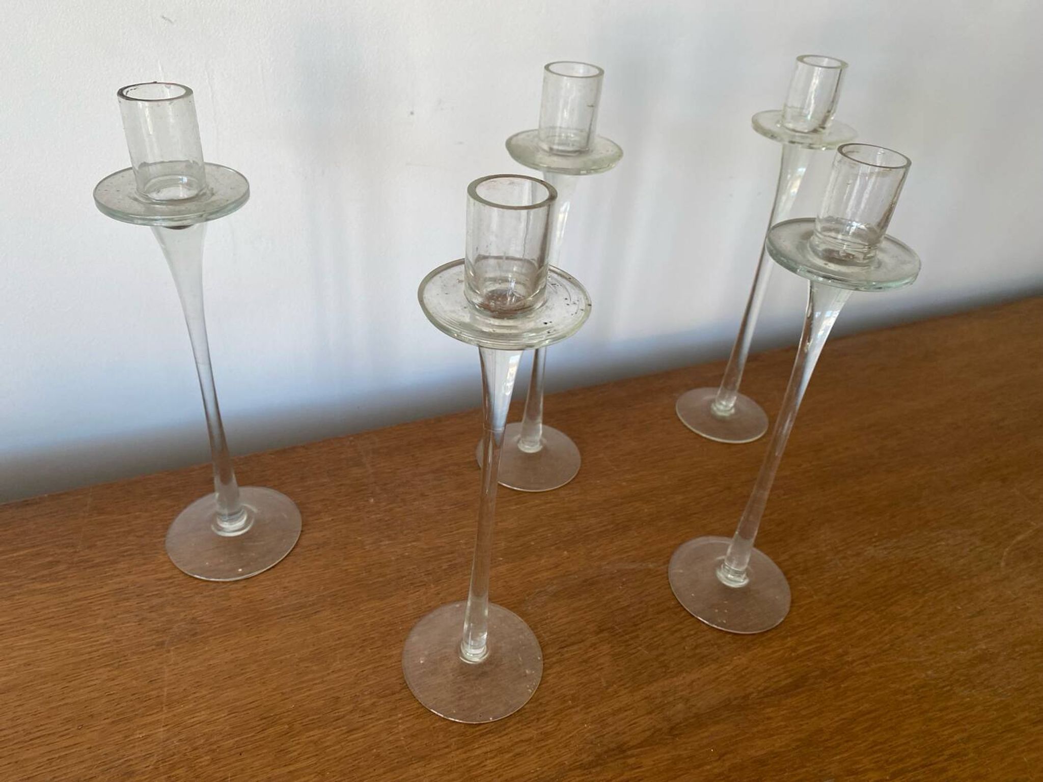 Set of 5 tulip candle holders in clear molded glass vintage decoration