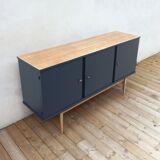 Compass feet sideboard