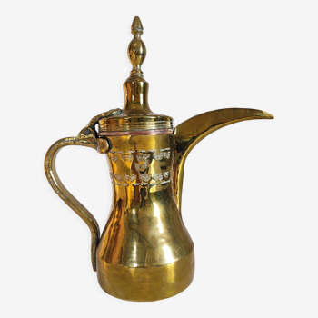 Brass coffee maker Saudi Arabia 19th