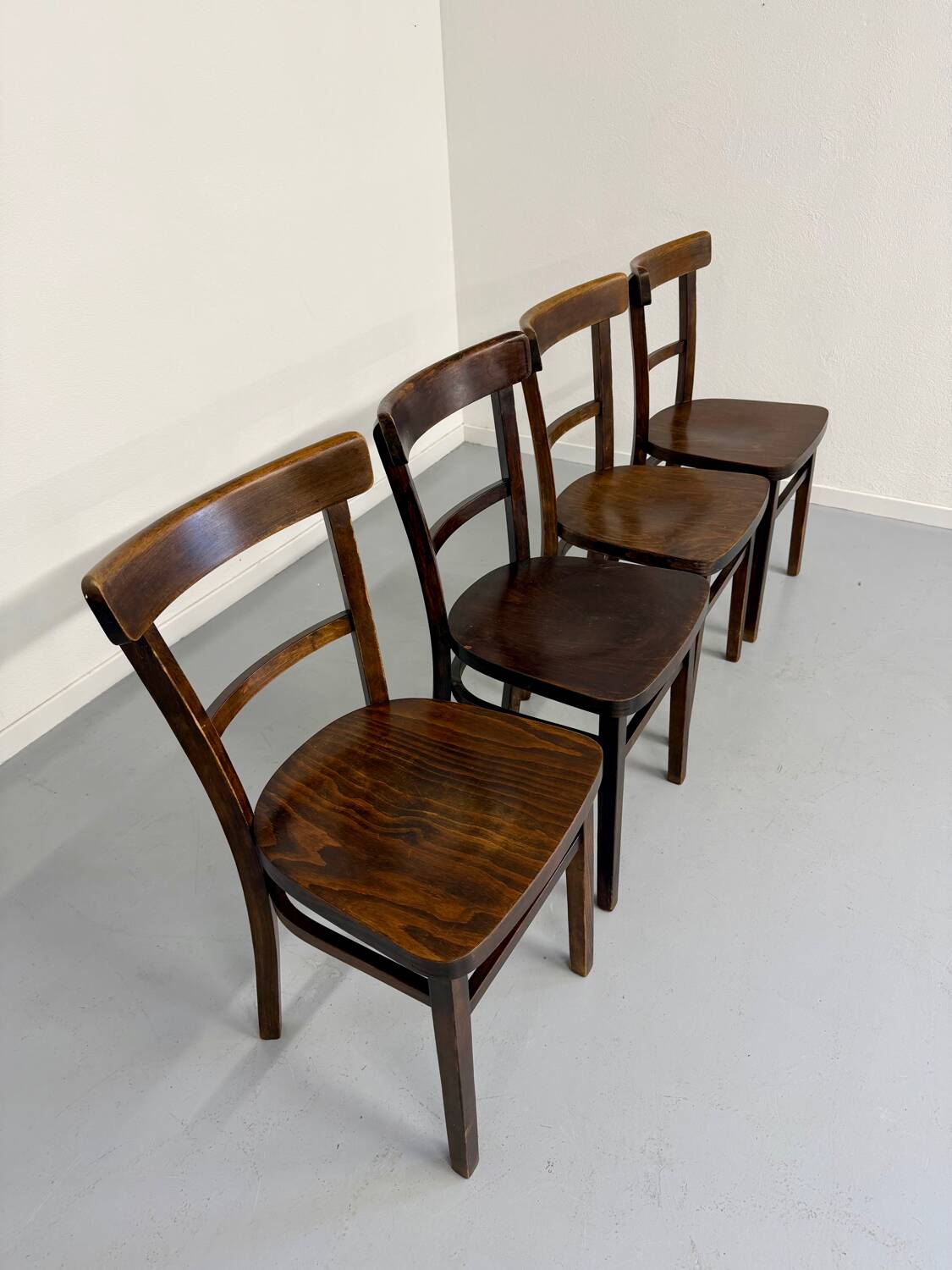 Lot de 4 chaises de bistrot thonet années 50 vintage bois