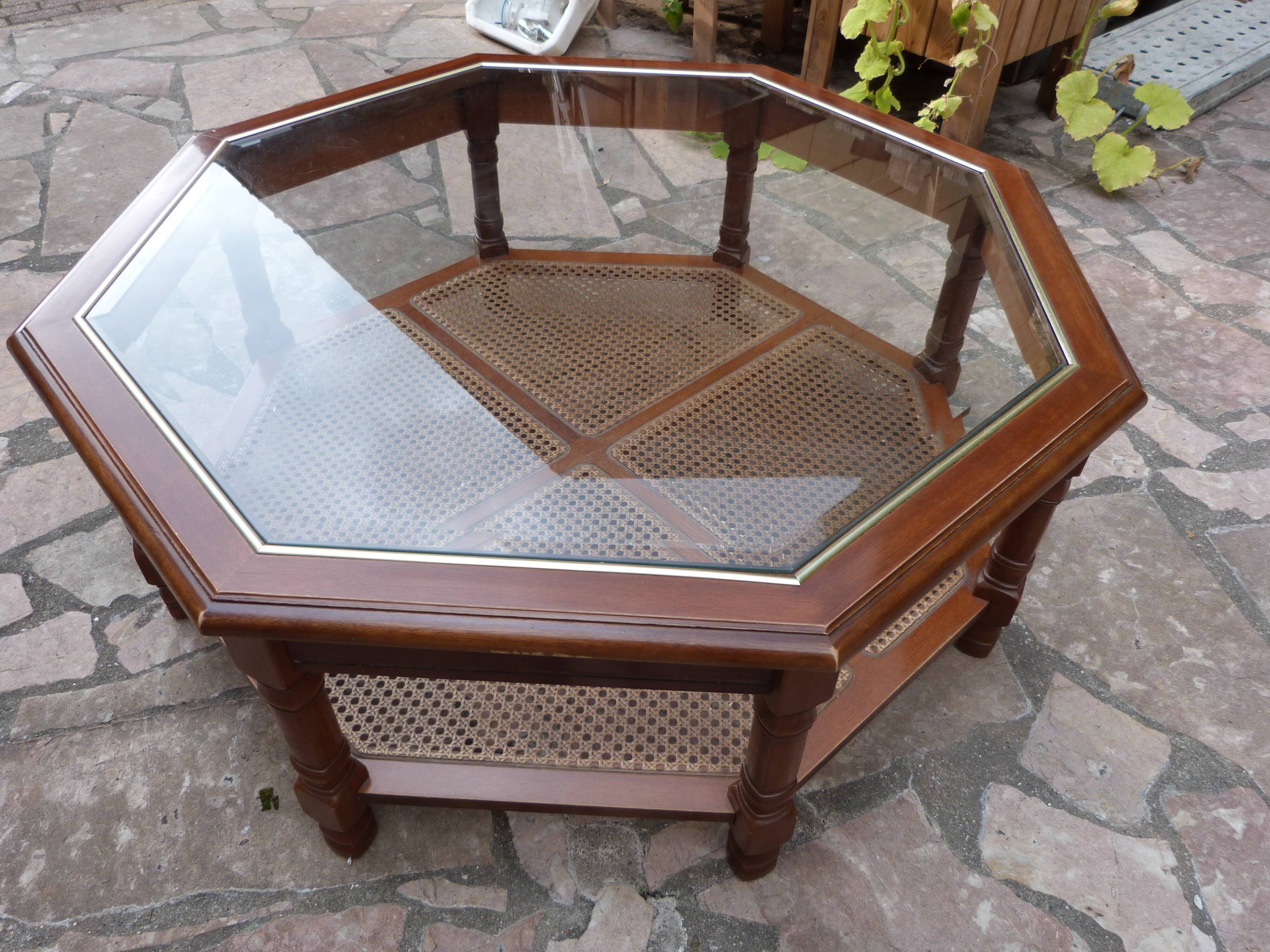 Octagonal table in cherry tree