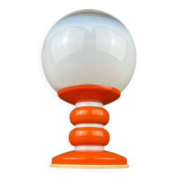 Lampe de table en verre opalin blanc, Italie, années 1970