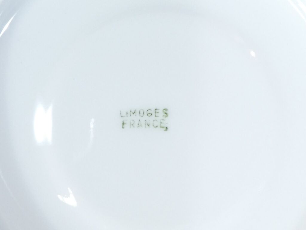 Coffee service in white and gold porcelain Limoges France