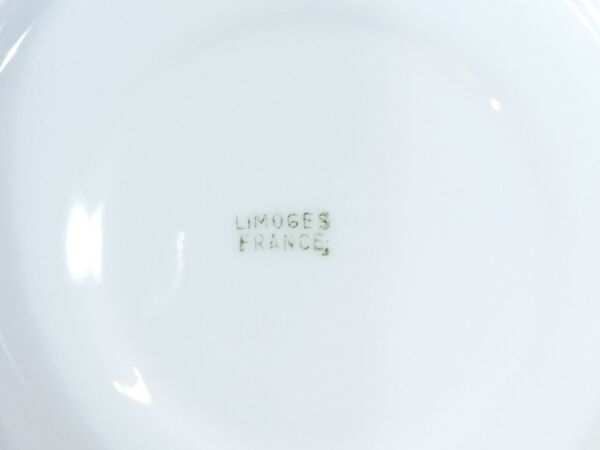 Service a café en porcelaine blanche et doré Limoges France