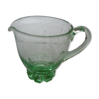 Pichet broc vintage en verre moulé couleur vert d'eau