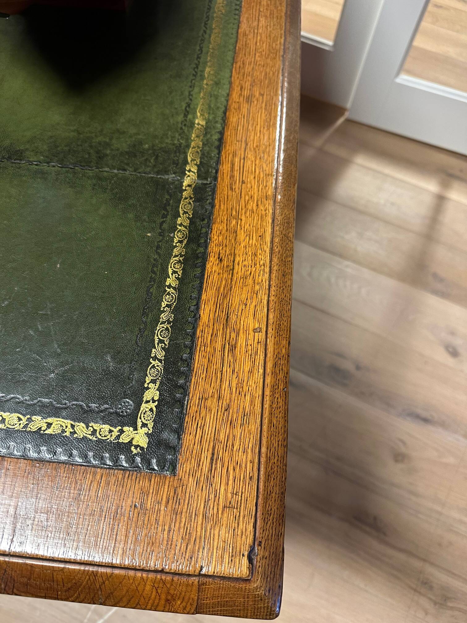 Antique Partnersdesk