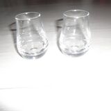 2 small digestive glasses