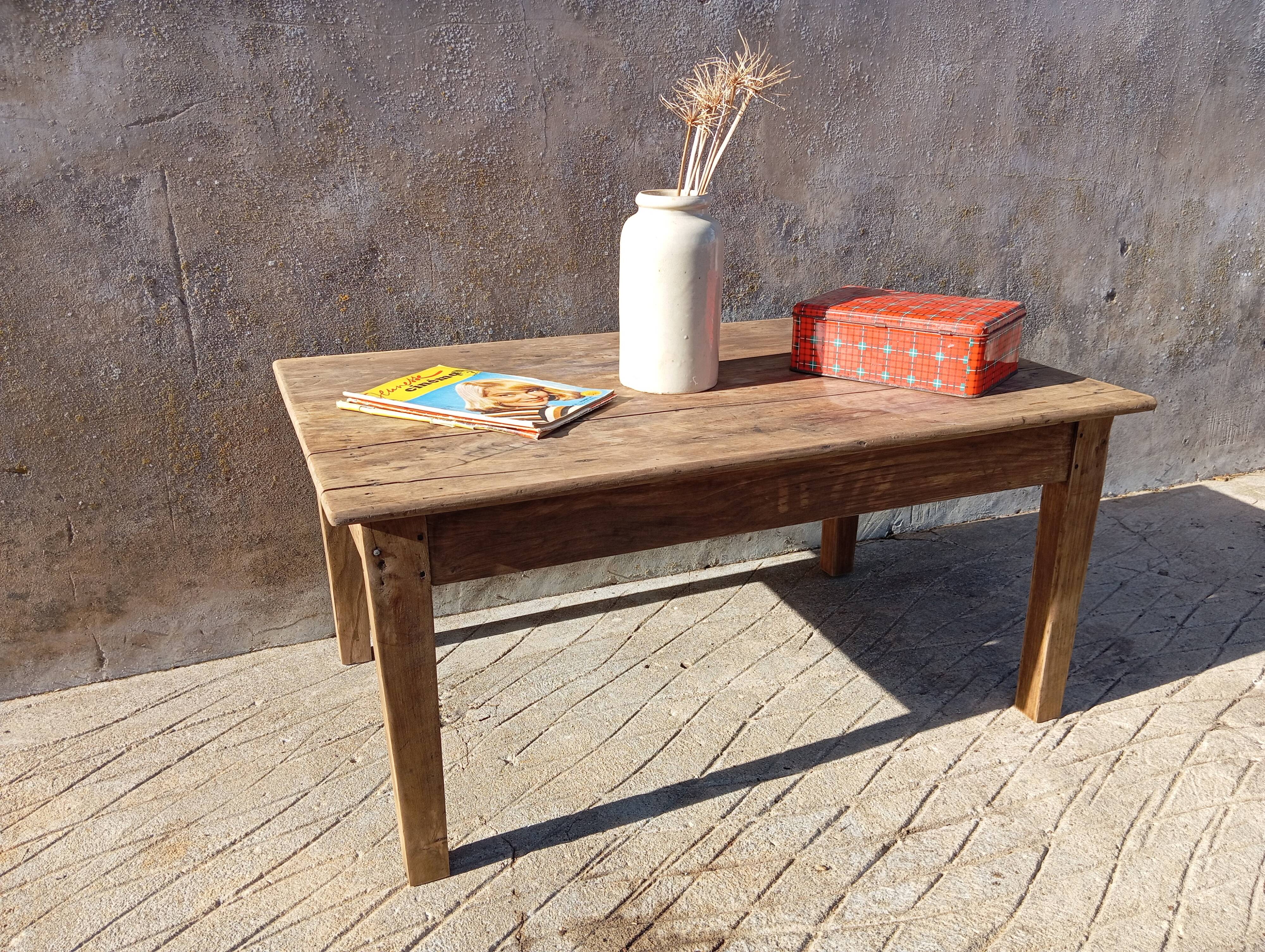 Table basse de ferme