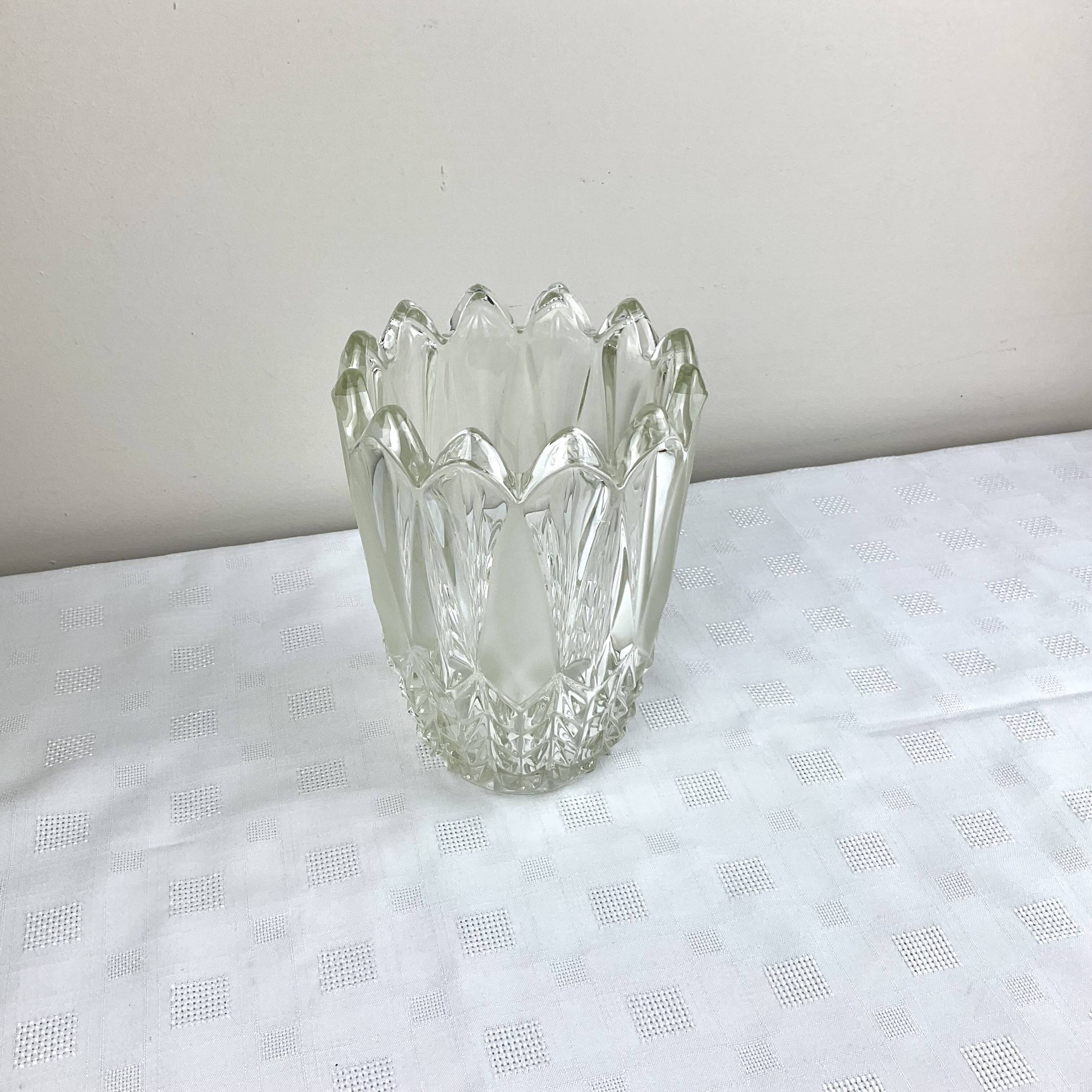 Solid crystal vase - Retro/vintage