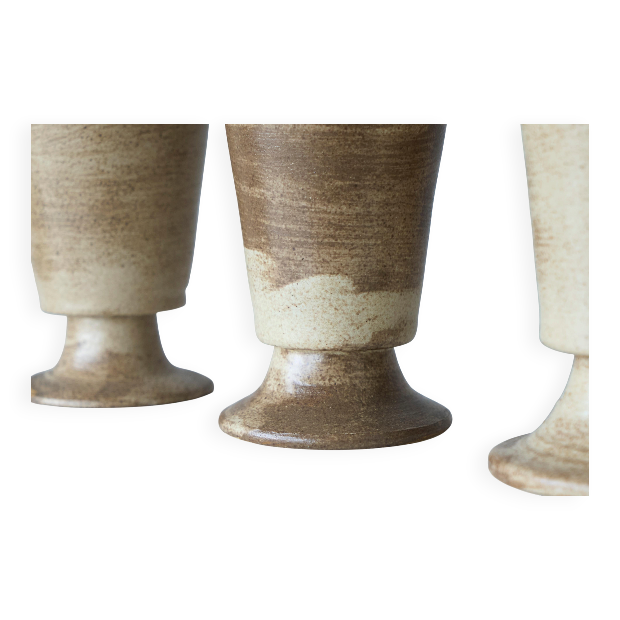 Set of 3 mid-century pottery cups from the 1960s.