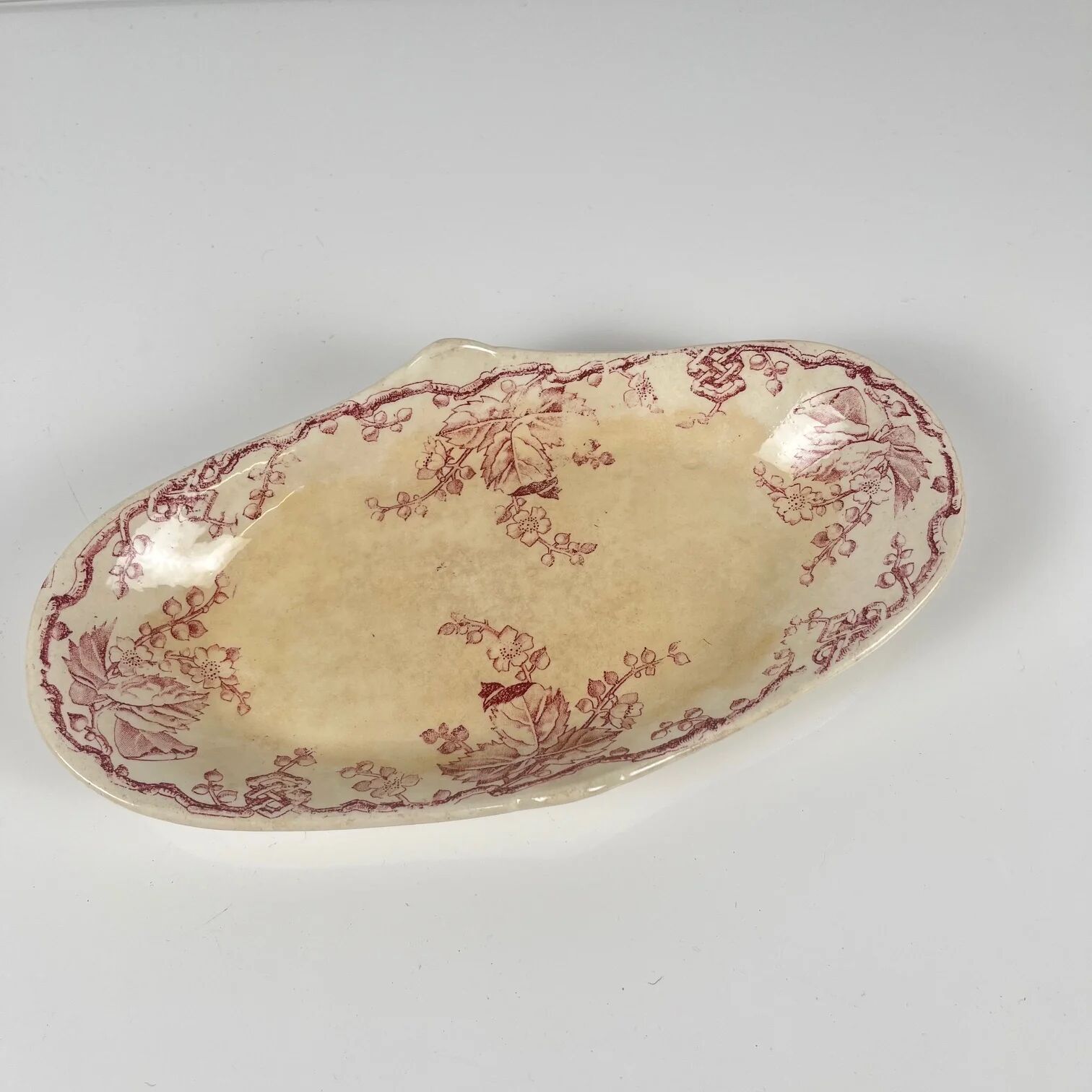 Oval dish with side handle KG Lunéville Ironstone, "Fontainebleau", pink, 19th century