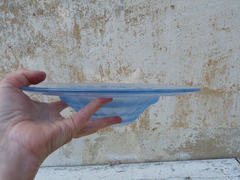Large Art Deco dish in blue glass Etling Sabino thought patterns
