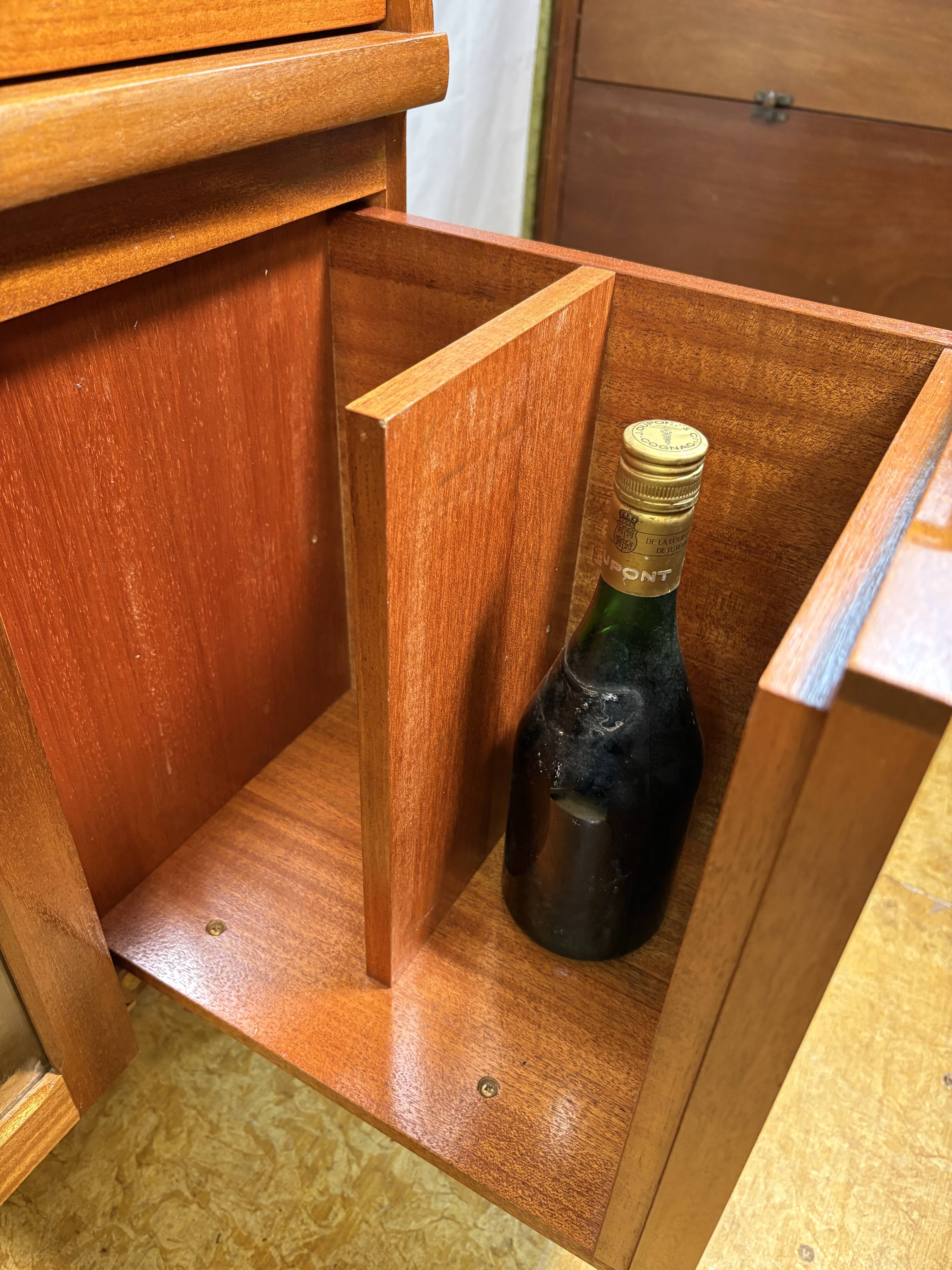 Mid Century Retro Vintage Nathan Teak Drinks Cabinet 1960 Danish Design
