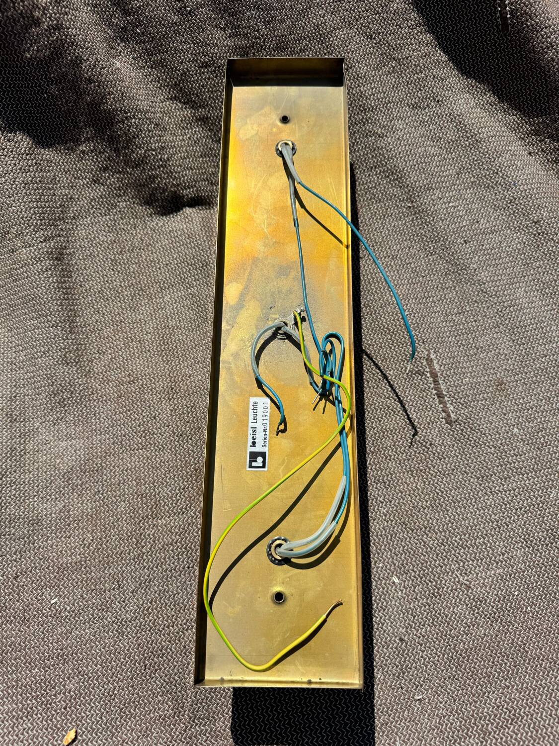 Minimalist 60s brass wall light with 3 sockets by Beisl Leuchte, Germany