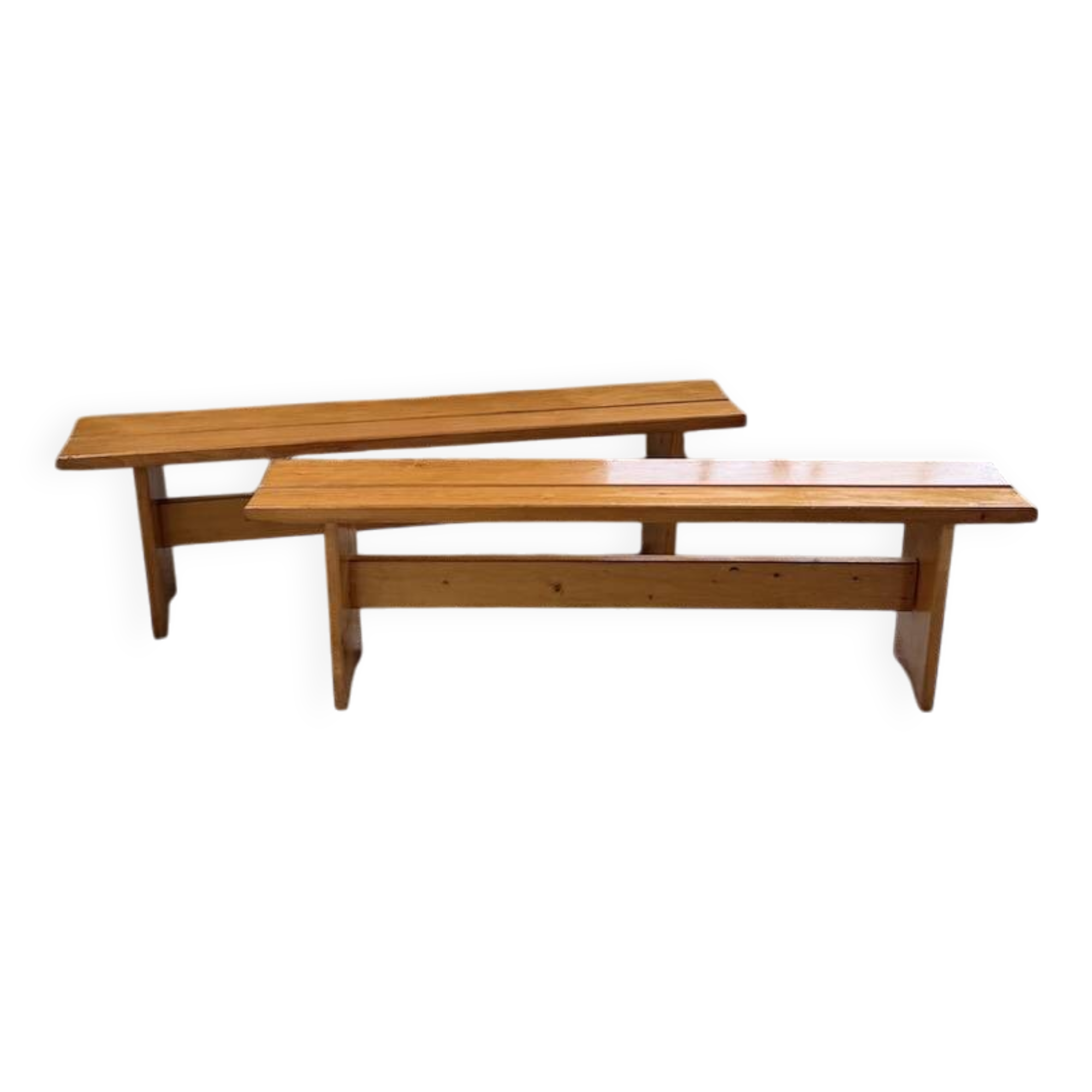 Paire de bancs en pin Charlotte Perriand Les arcs