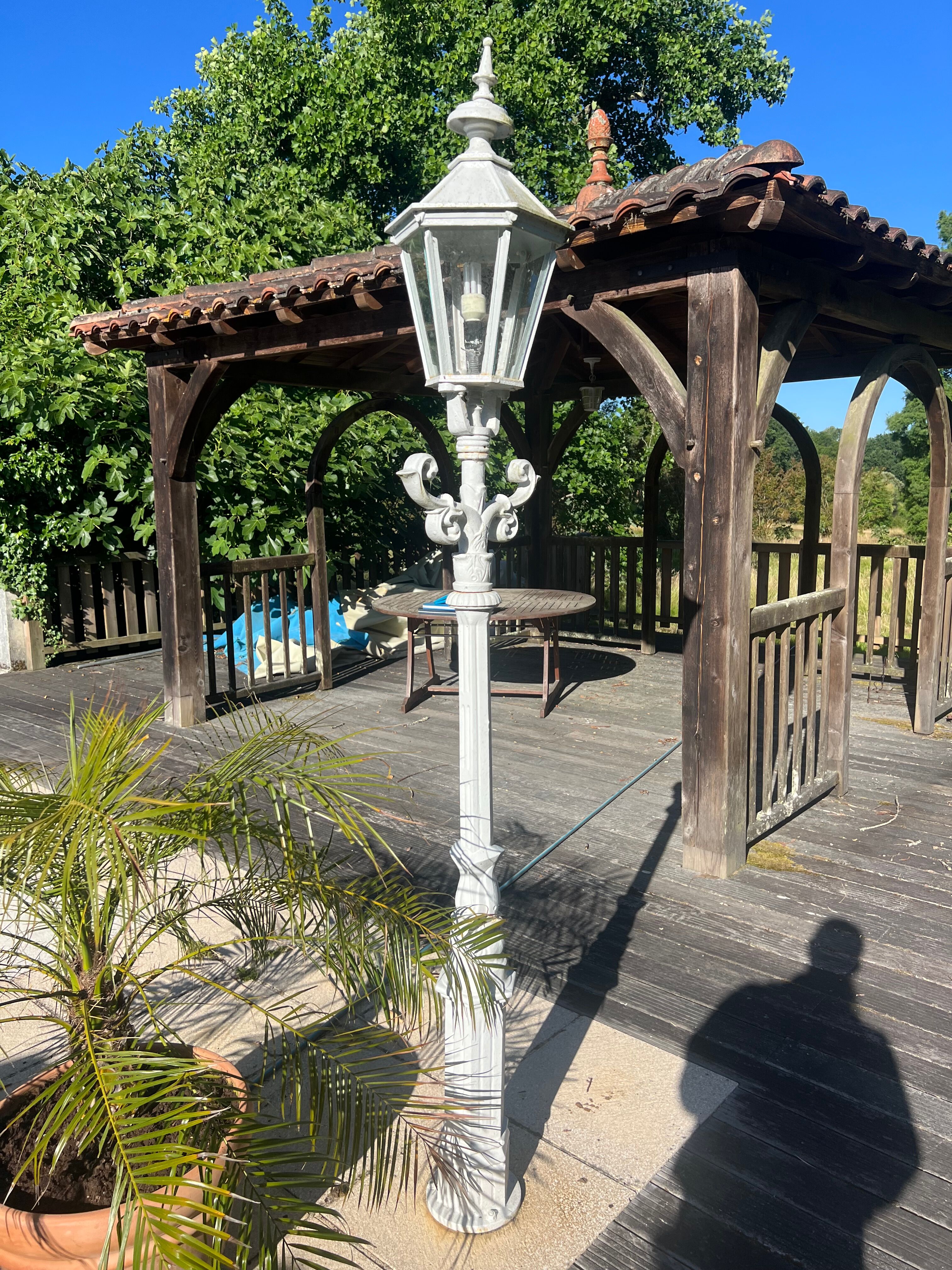 17 lampadaires en fonte