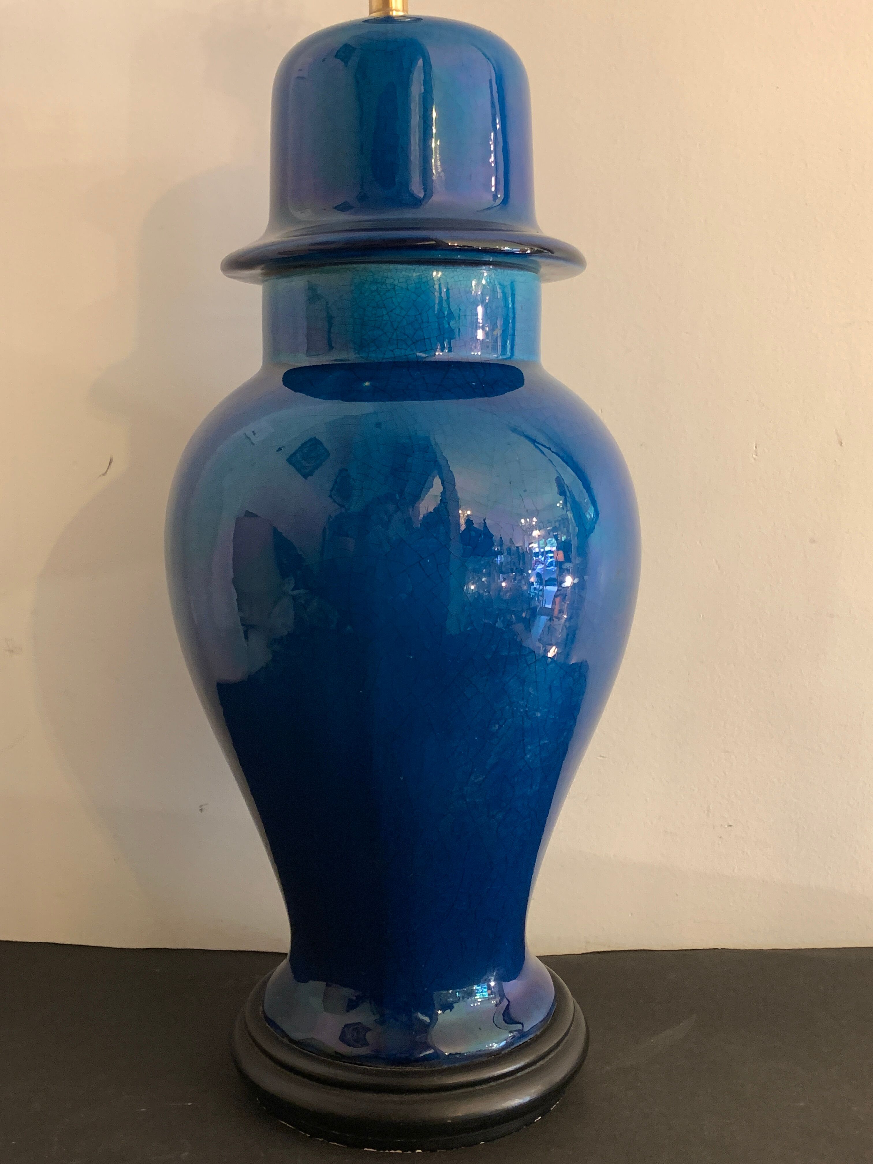 Cracked ceramic lamp base, 1970