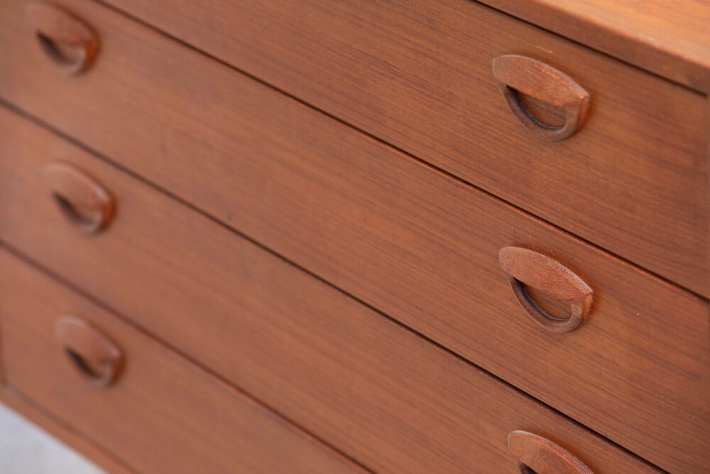 Commode scandinave