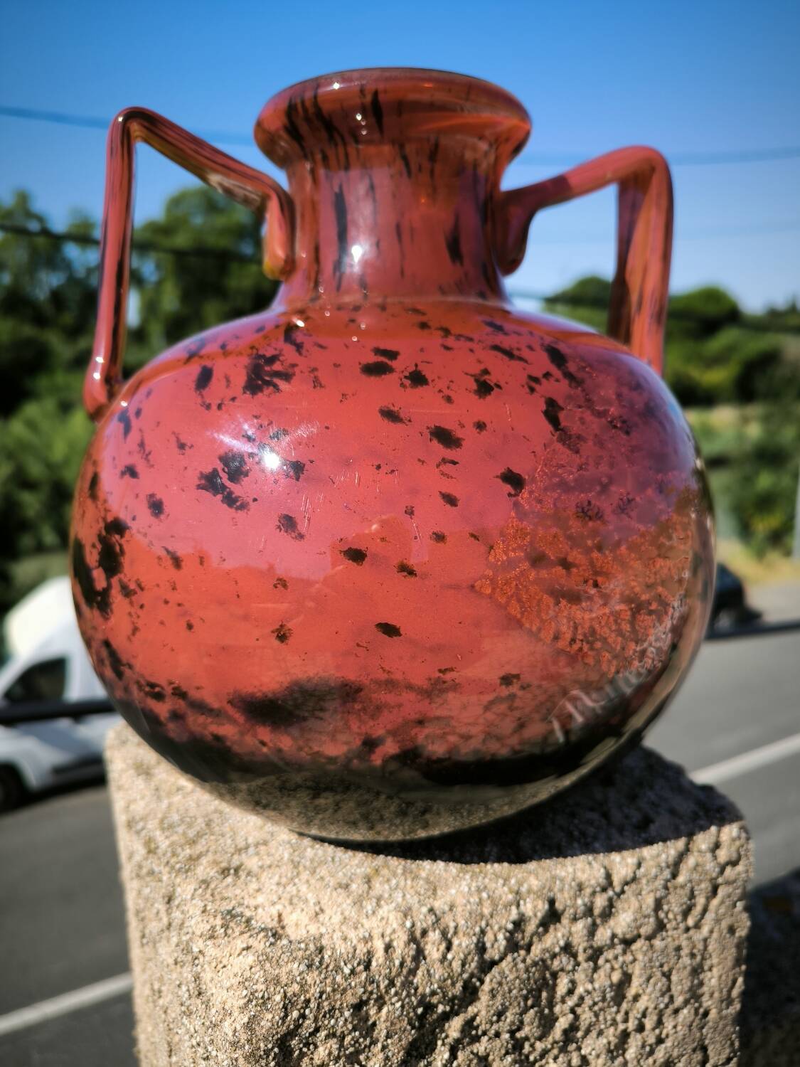 Glass paste vase with gold inclusion Daum 1930