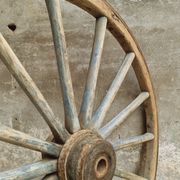 Antique cart wheel wagon wheel XXL oak wood 126 cm