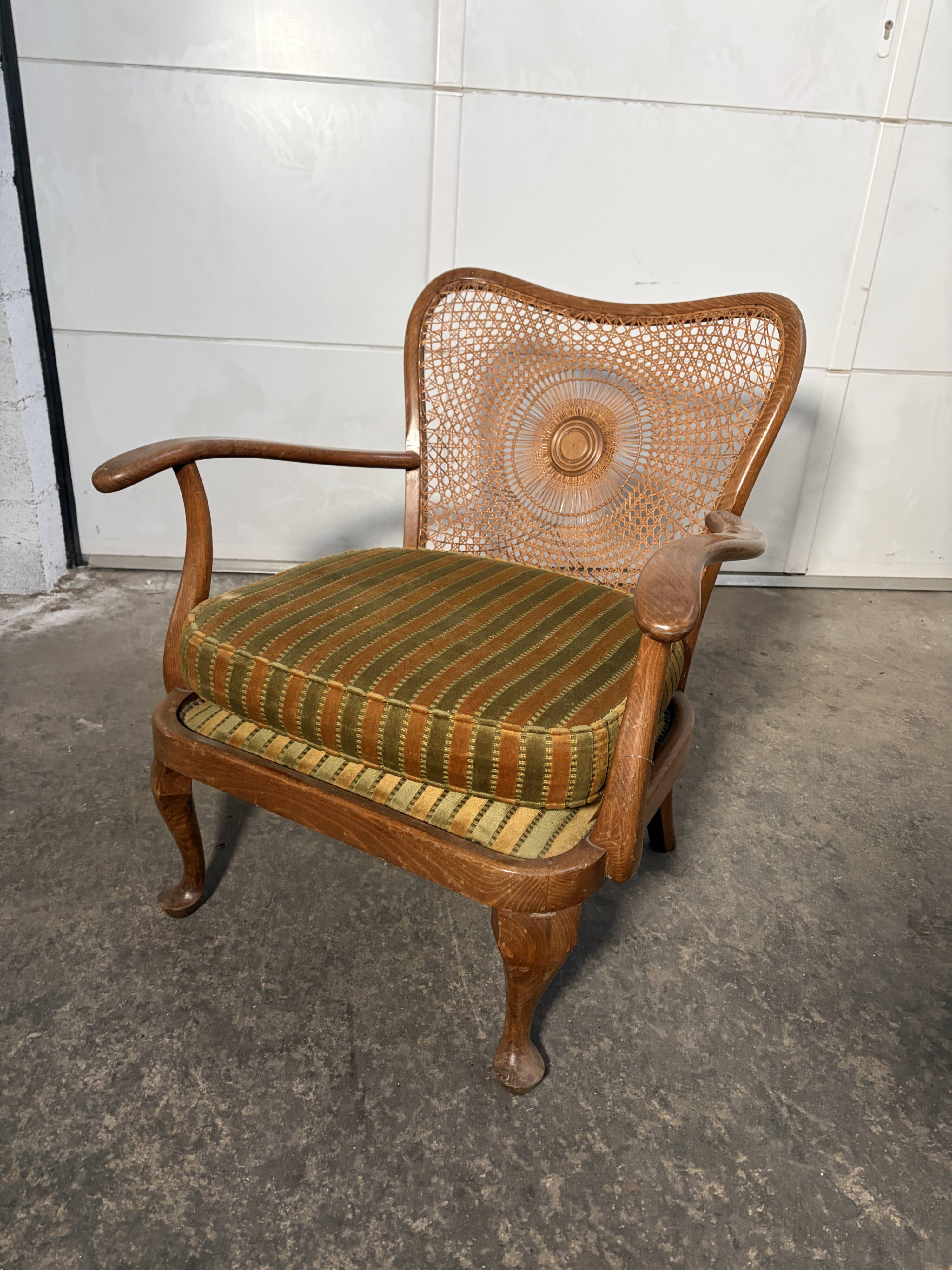 Fauteuil canné