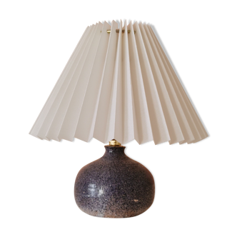 Upcycled lamp in pleated sandstone lampshade