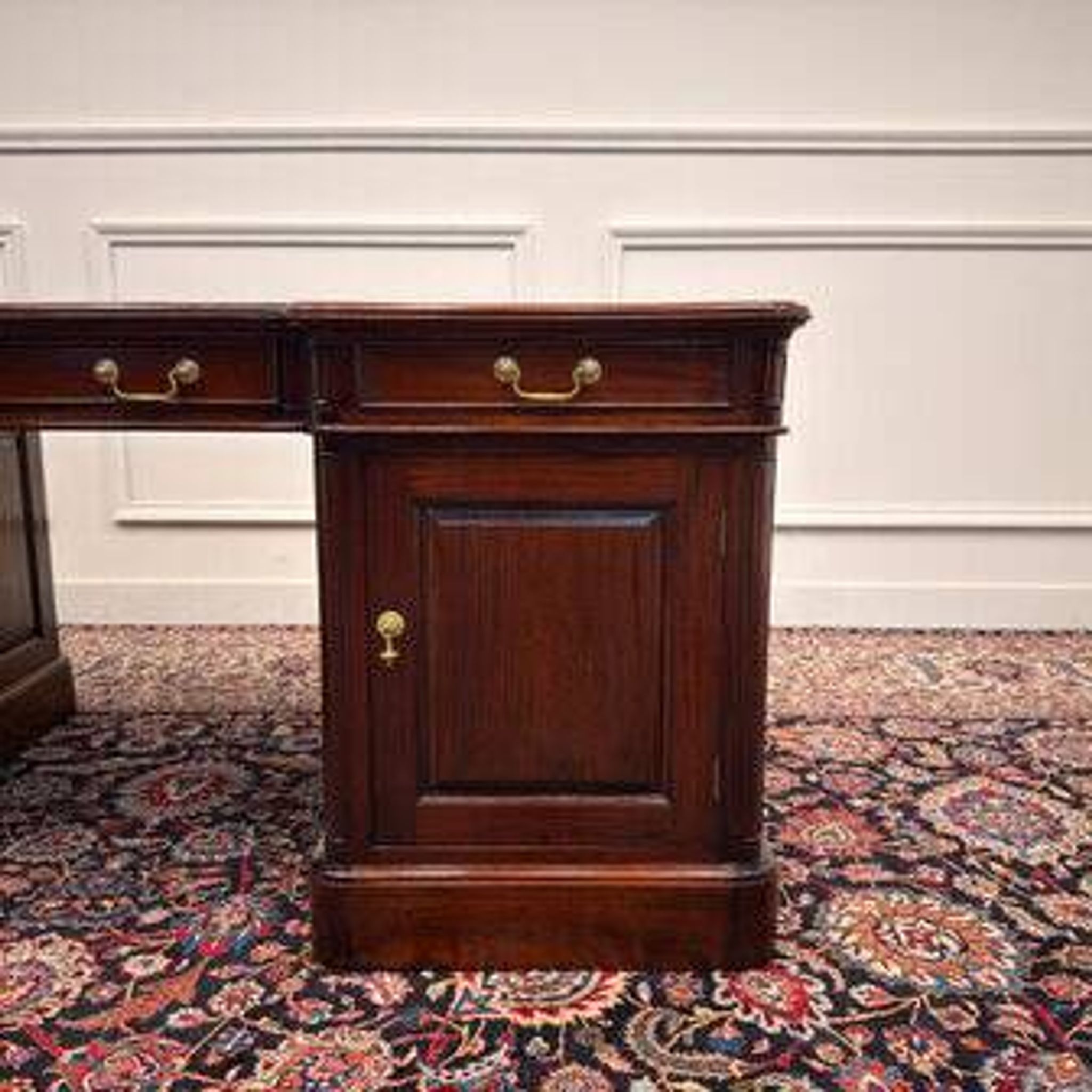 Bureau partenaire anglais classique en cuir vert