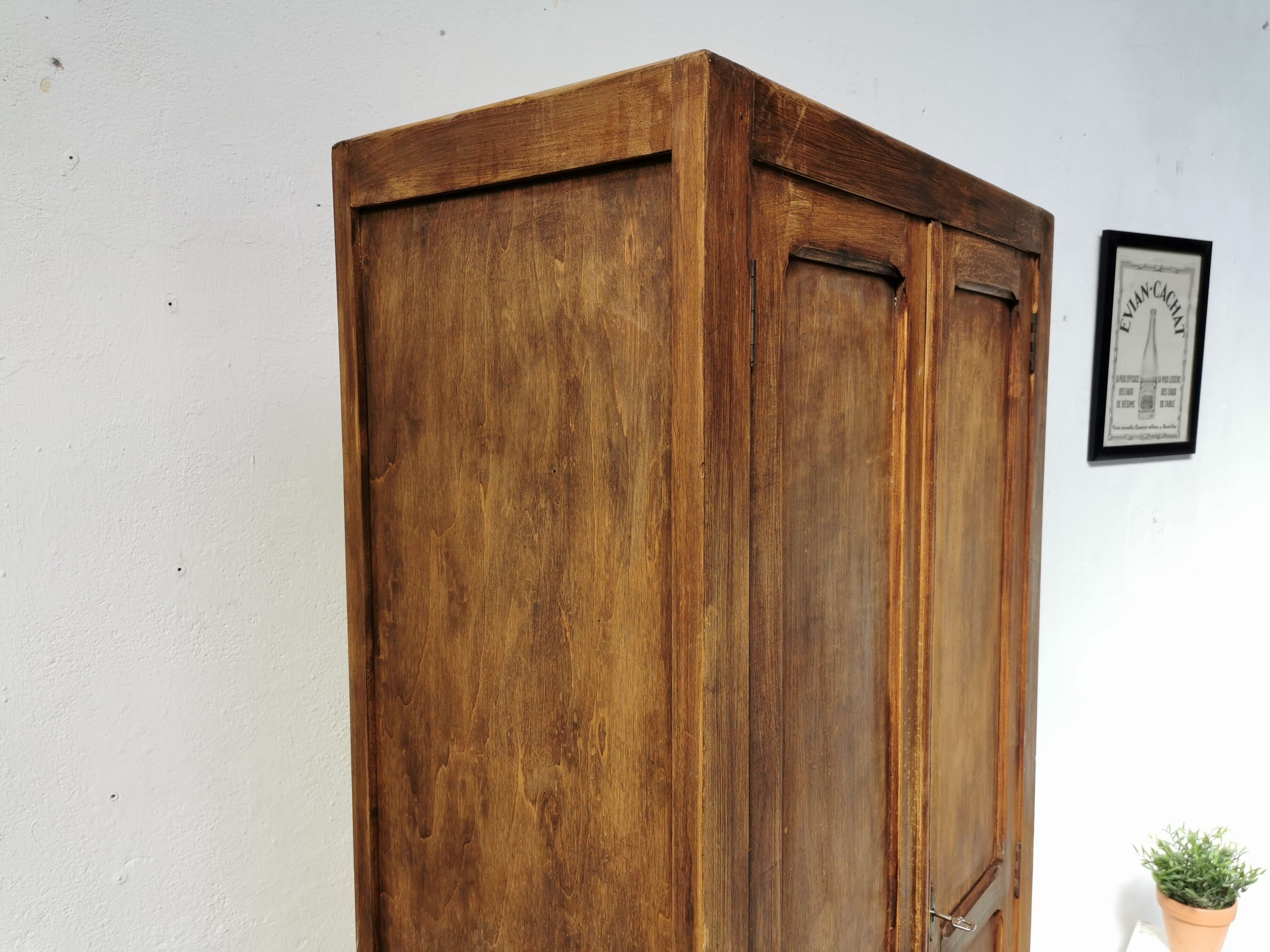 Vintage Parisian coat of arms