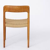 1 des 12 chaises Niels Otto Møller modèle 75 en teck – années 1950