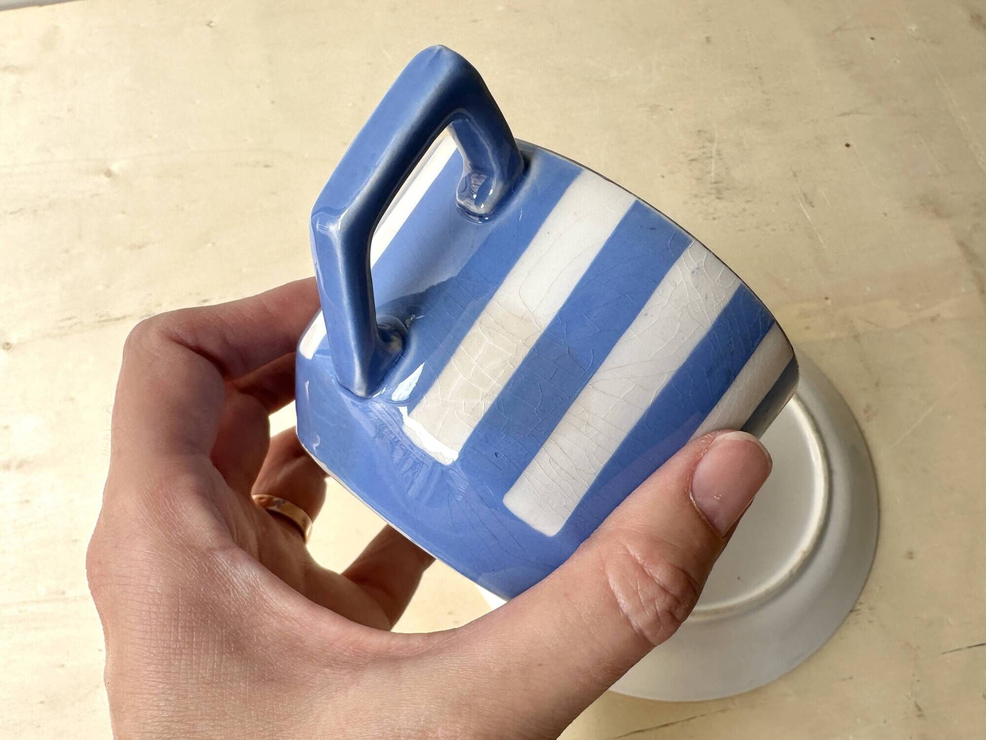 Large cup and saucer fox trott sarreguemines 1930s