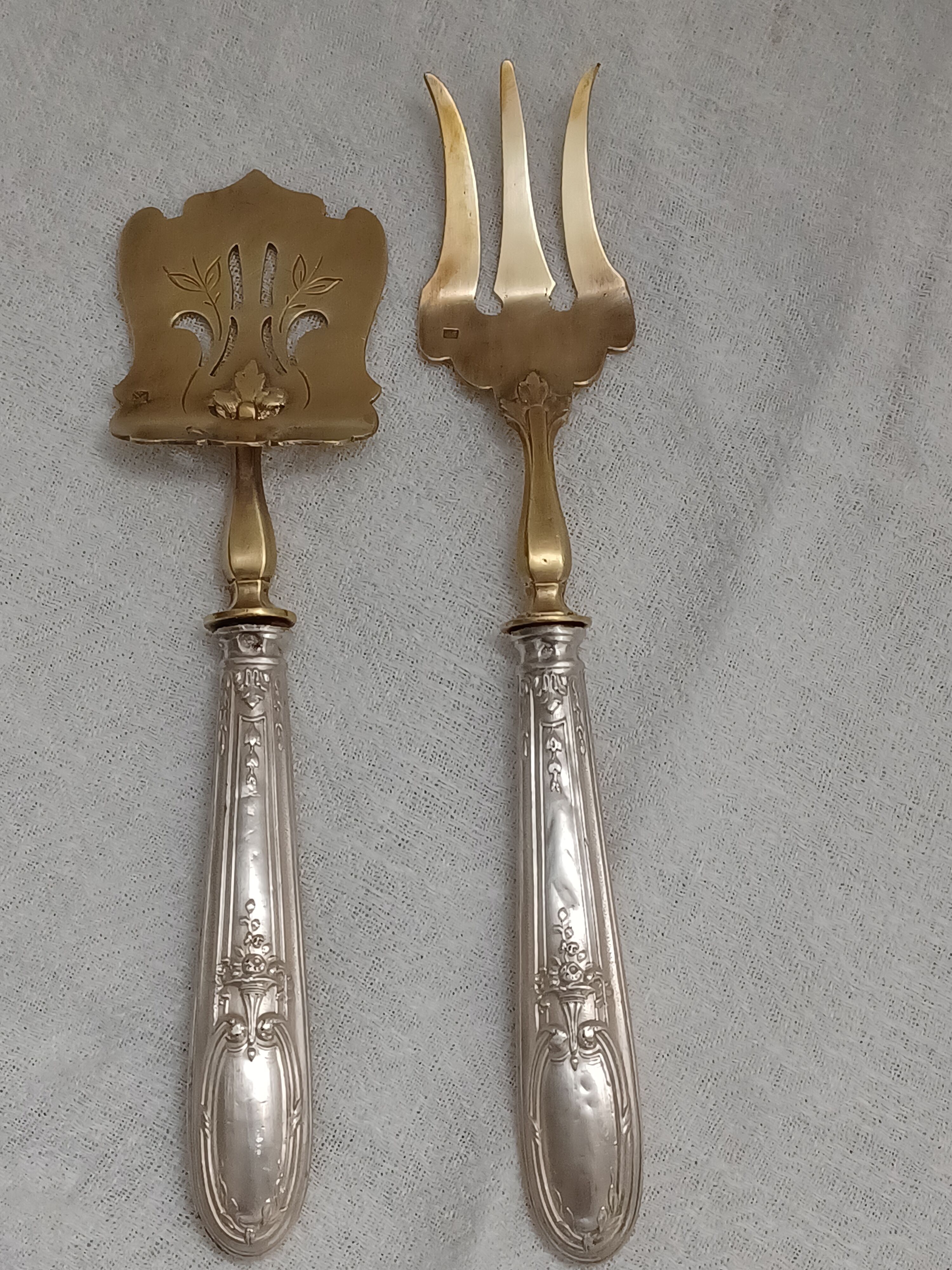 Pair of desserts cutlery silver and gild