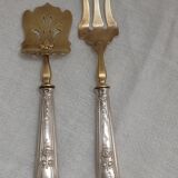 Paire de couverts a entremets argent et dore