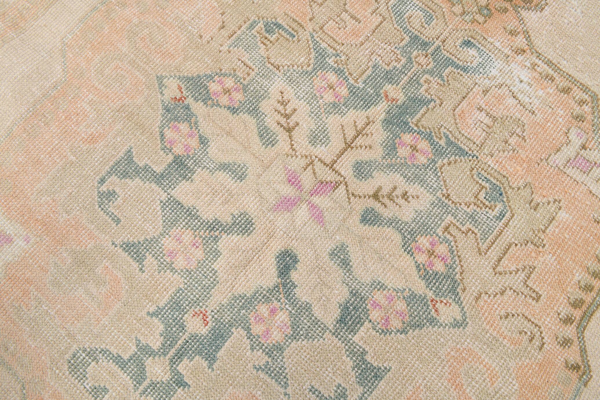 Cream & Green Oriental Persian Rug, 135x221Cm