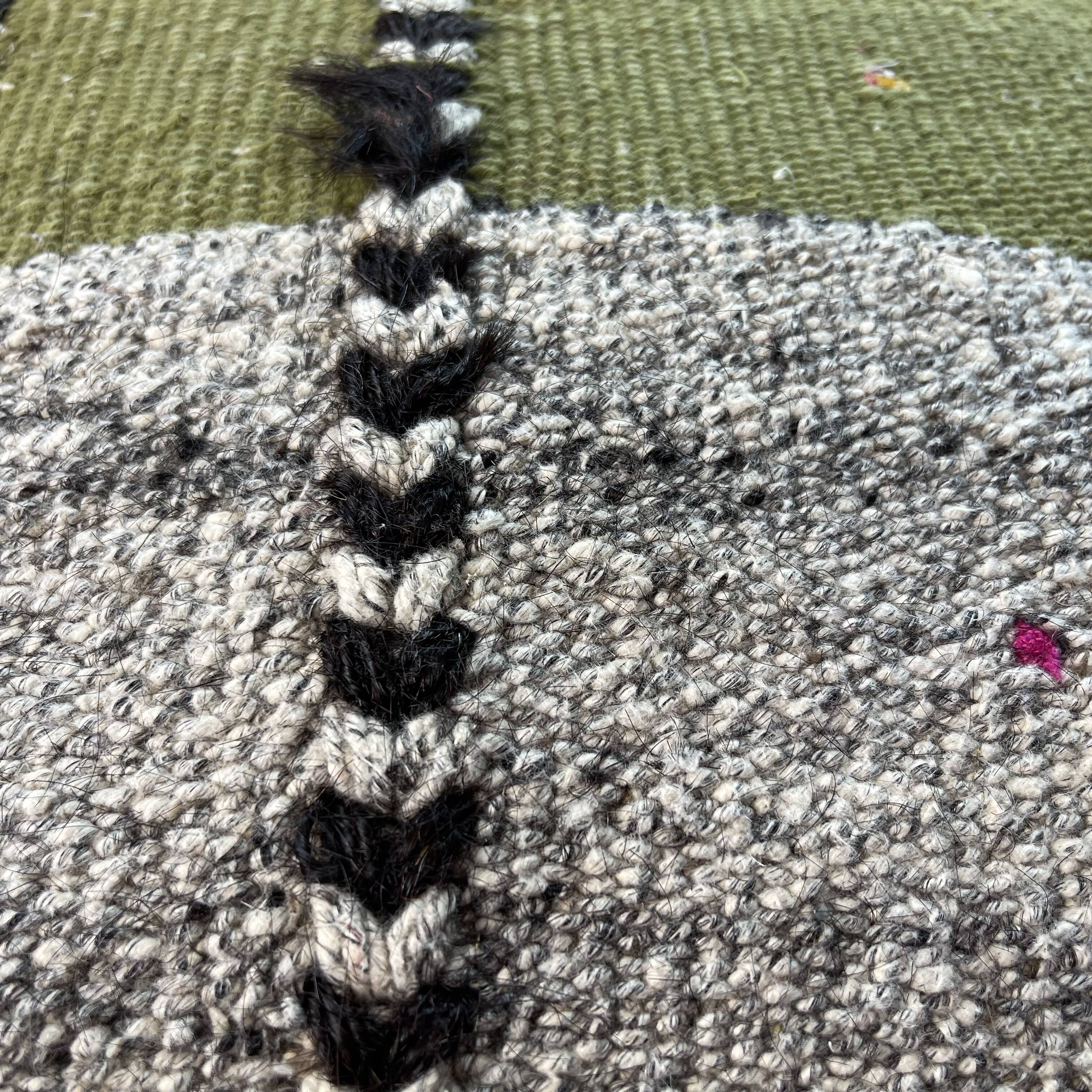 Vintage turkish kilim cushion cover 40 x 40 cm