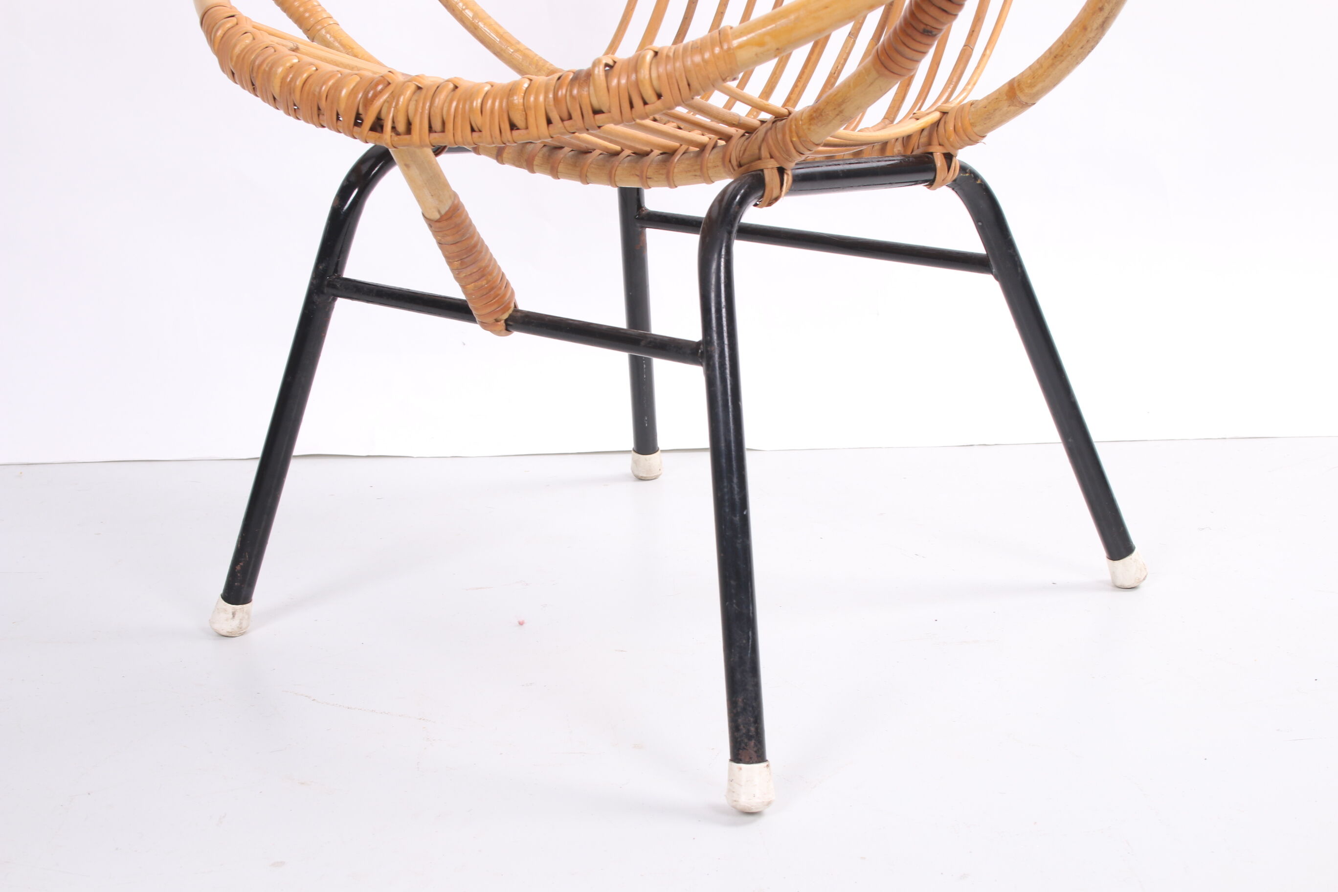 Vintage Noordwolde bamboo round chair