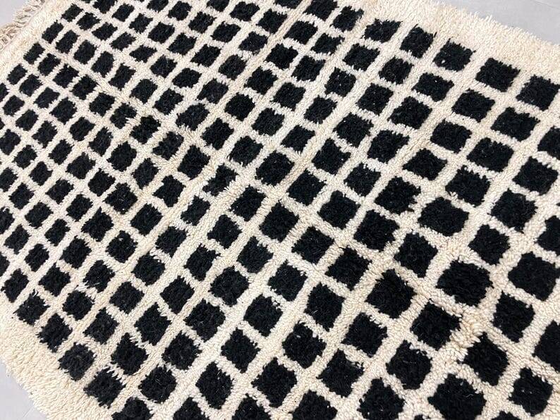 Handmade black square rug size 150 x 250 cm