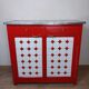 Meuble de métier , buffet parisien en tôle émaillé rouge et blanc