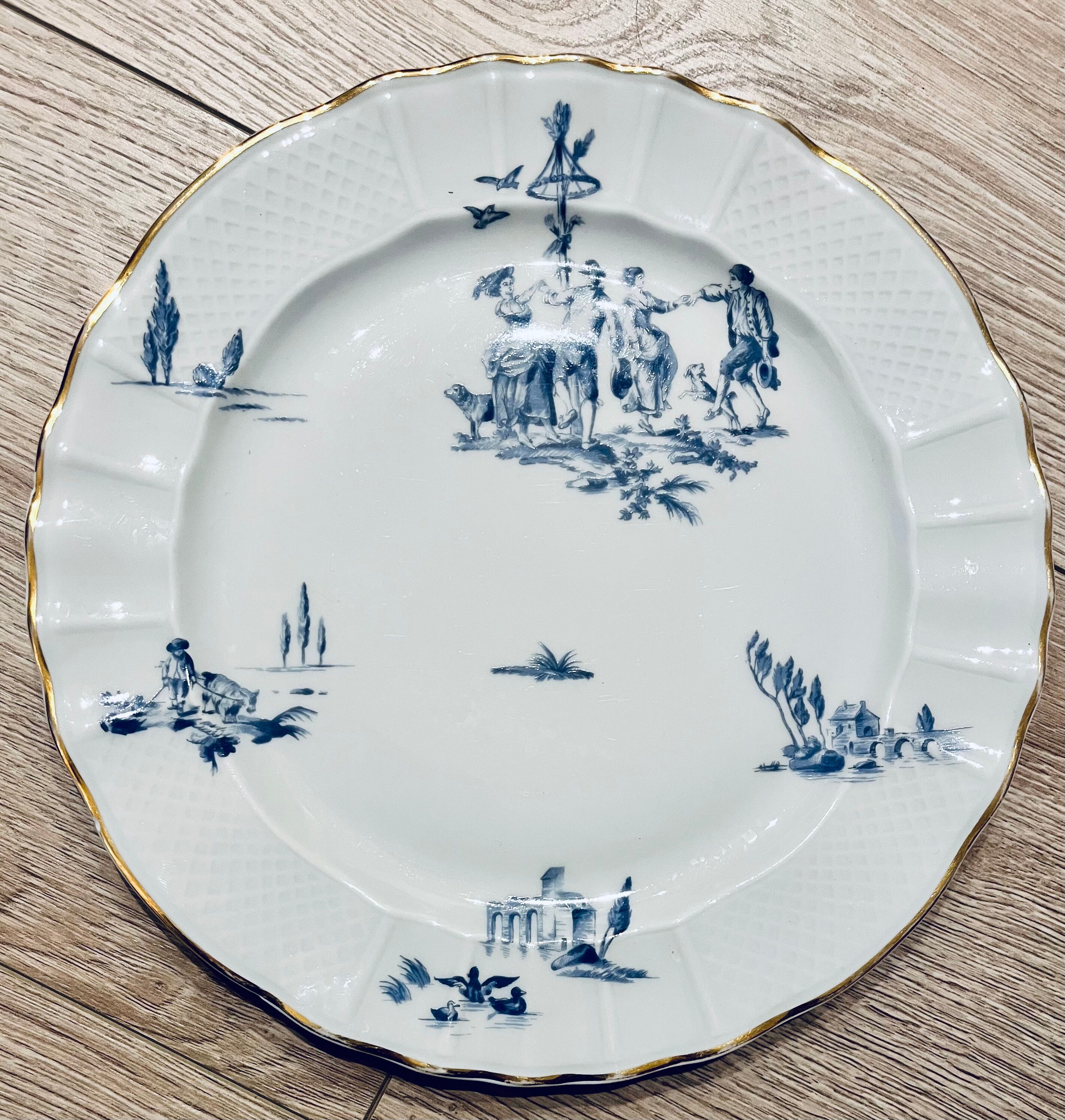 4 plates Bernardaud & Co Limoges