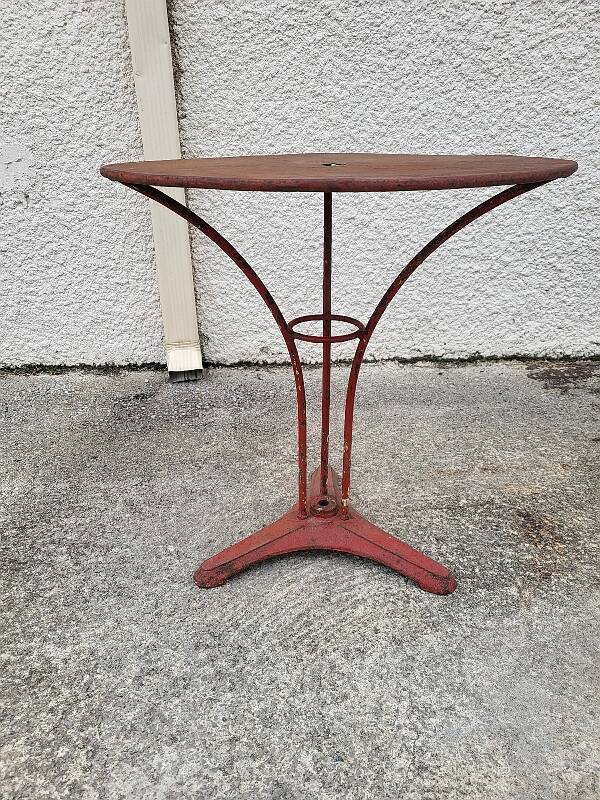 Antique Round Painted Metal Bistro Table No. 5