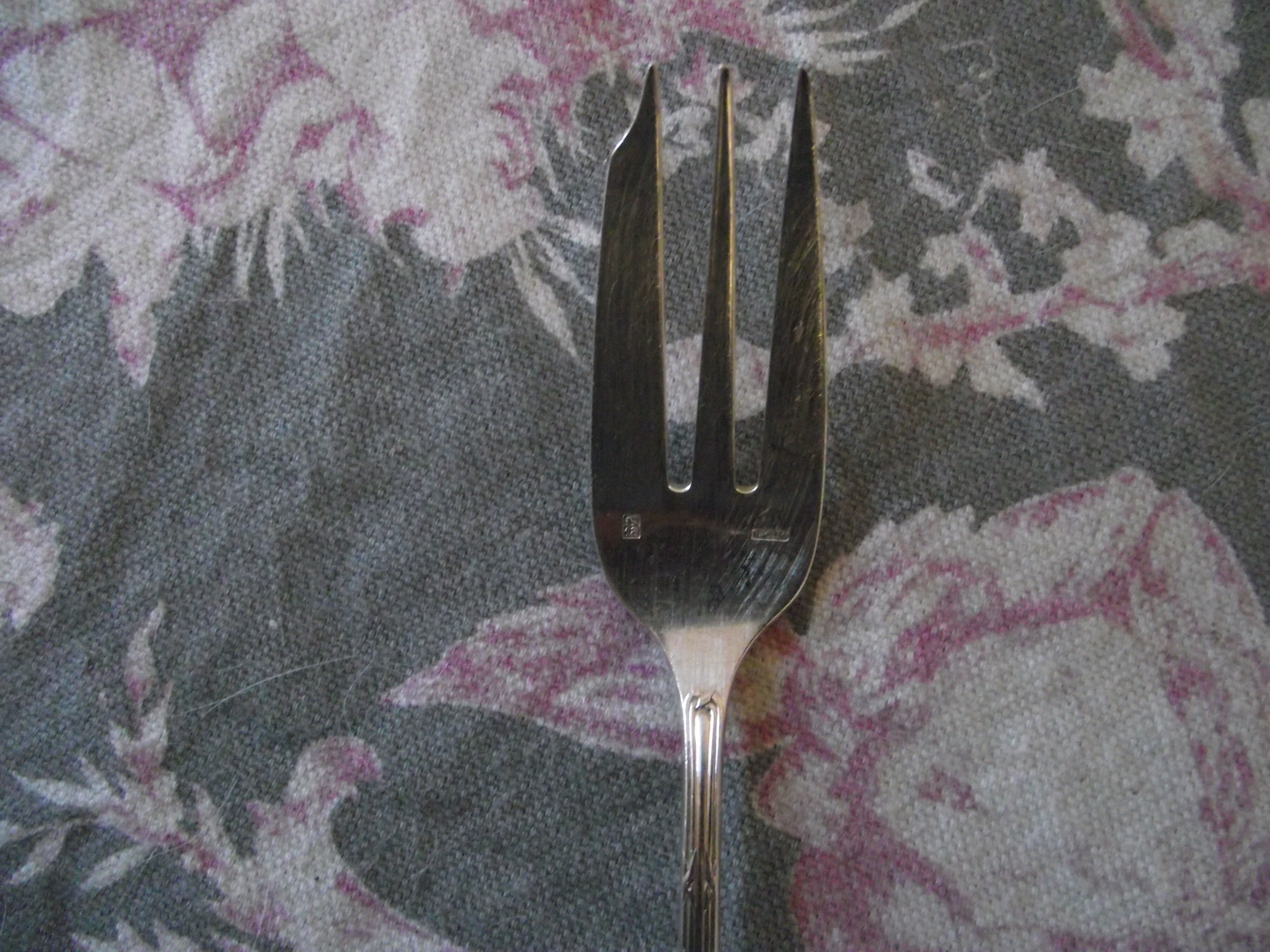 Louis XVI-style silver metal dessert service from Apollo