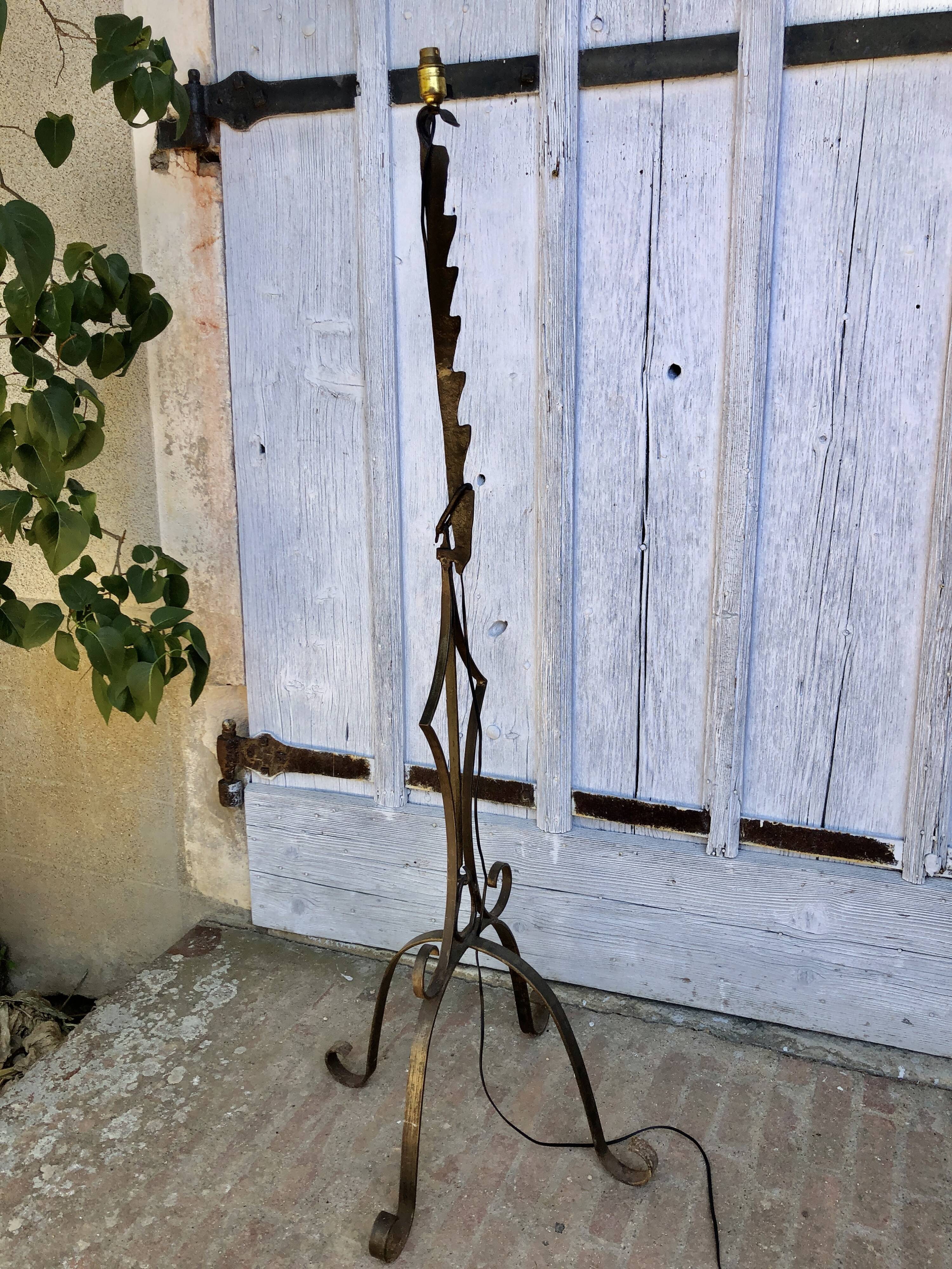 Brutalist wrought iron floor lamp 1970