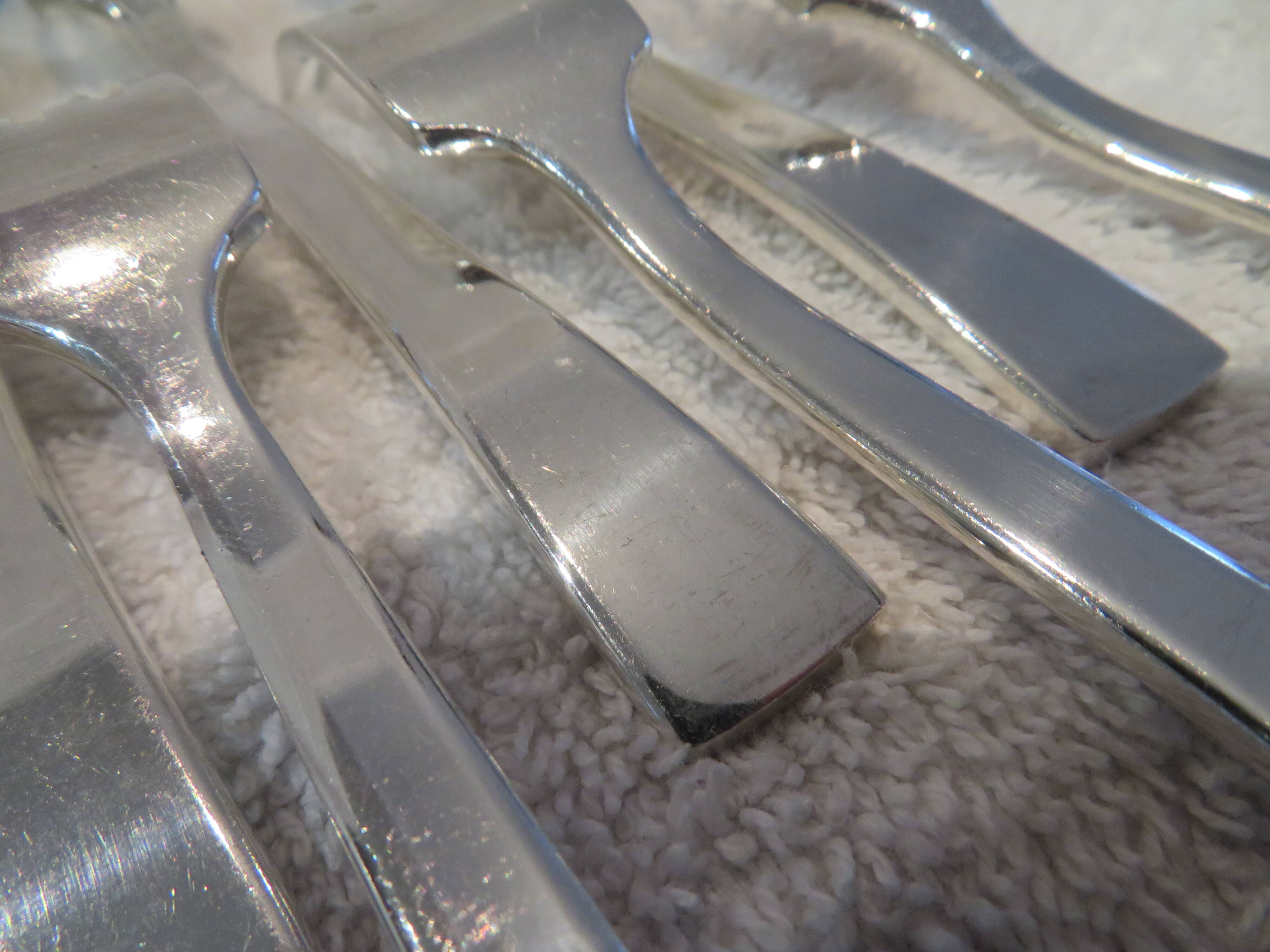 12 Christofle Concorde silver plated dessert forks, 17cm