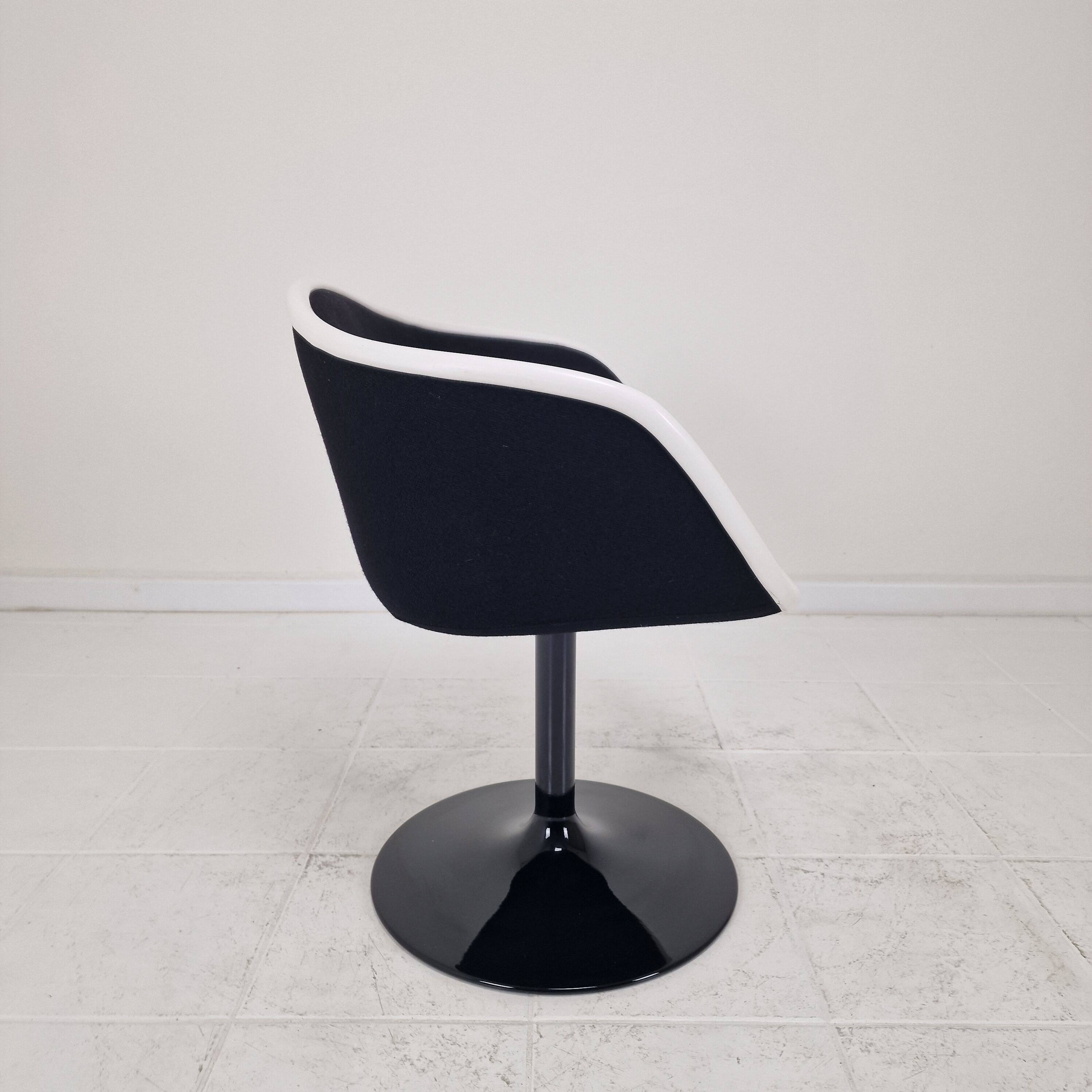 Fauteuil pivotant Artifort F8800 rare par Pierre Paulin, années 1970.