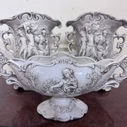 Three-piece ceramic garniture with neo-classical decoration – 20th century