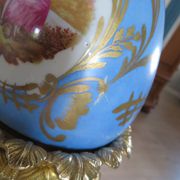 Lampadaire bronze et porcelaine bleue début XXème